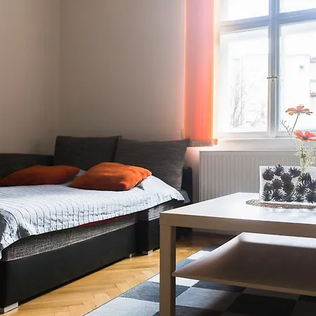 Jecna Holiday Apartment *